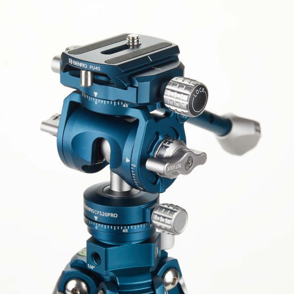 Benro CYANBIRD Travel Tripod Aluminium w/FS20Hybrid Head - Image 5