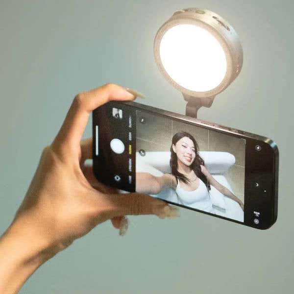 Harlowe SOL 5 Bi Colour LED For Mobile with Magnetic Mount - Image 9