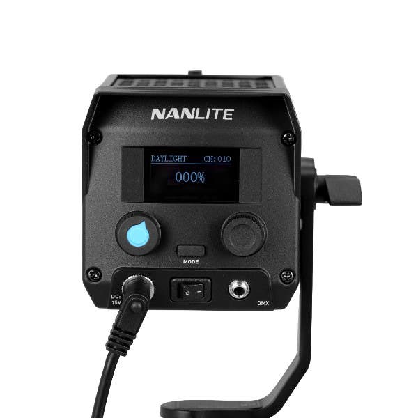Nanlite Forza 60II 5600K LED light w/Bowens Adaptor & Handle - Image 4