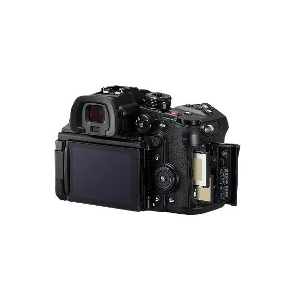 Panasonic Lumix GH7 + Leica 12-60mm Zoom Kit - Image 8