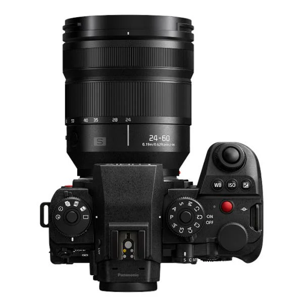 Panasonic Lumix S1RMKII + 24-60mm f2.8 Kit - Image 2