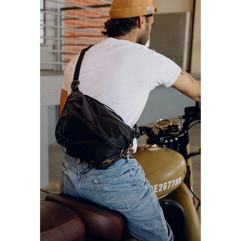 Peak Design Outdoor Sling 7L Black - Image 5