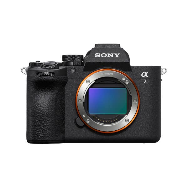 Sony A7 Mark V + 24-105mm Zoom Kit + Bonus $300 Cashback* - Image 4