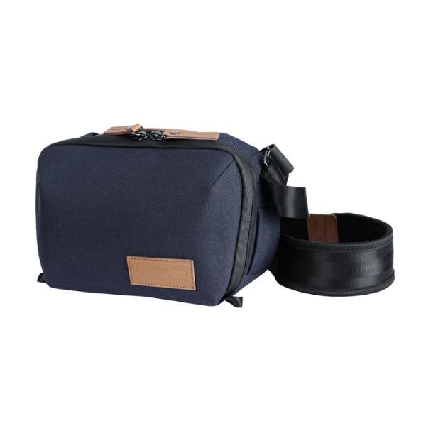 Vanguard Veo City CB24 Sling Shoulder Bag - Navy - Image 3