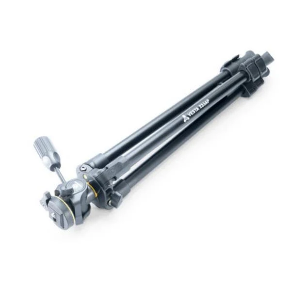 Vanguard Vesta 233AP Tripod with Pan Head - Image 2