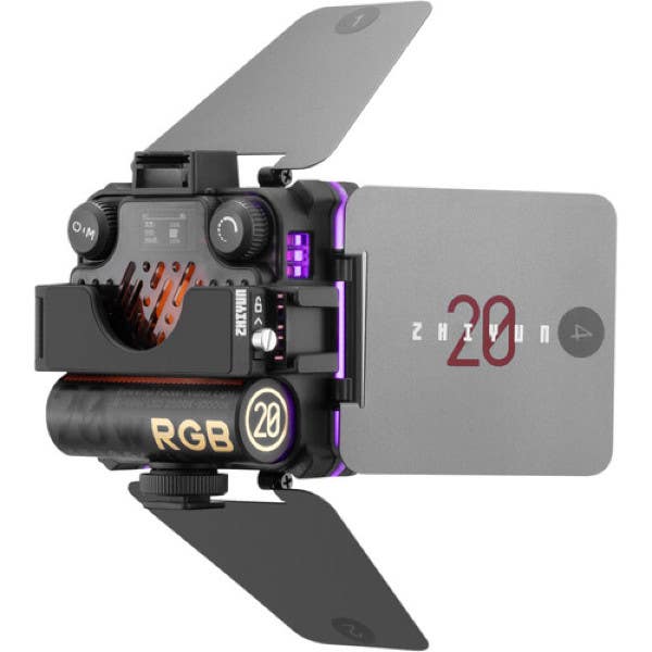 Zhiyun-Tech Fiveray M20C LED RGBWW Light Combo Kit - Image 2